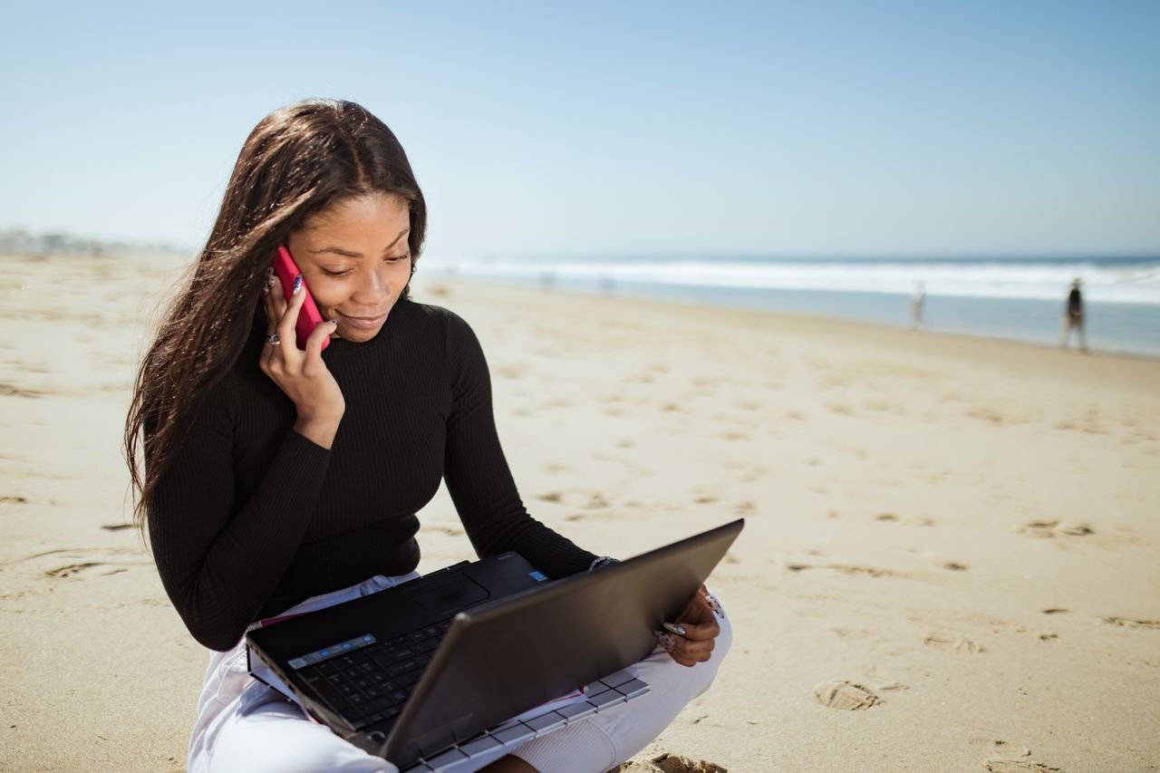 Remote Work & Global Careers: 100 Places and Practical Application Blueprint